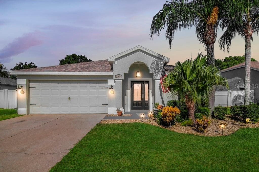 22046 YACHTCLUB TERRACE LAND O LAKES, FL 34639