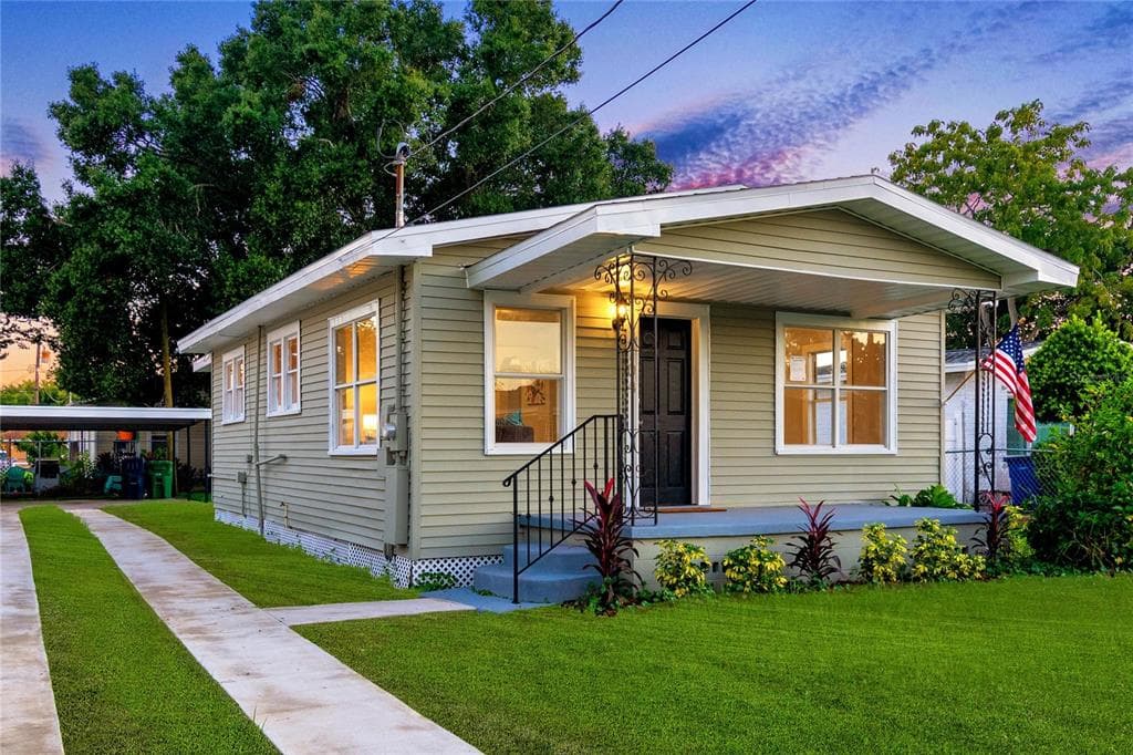 2704 W LEROY STREET TAMPA, FL 33607