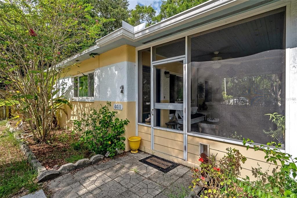 6011 RIVER TERRACE TAMPA, FL 33604