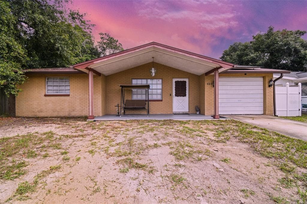 6821 LARCHMONT AVENUE NEW PORT RICHEY, FL 34653