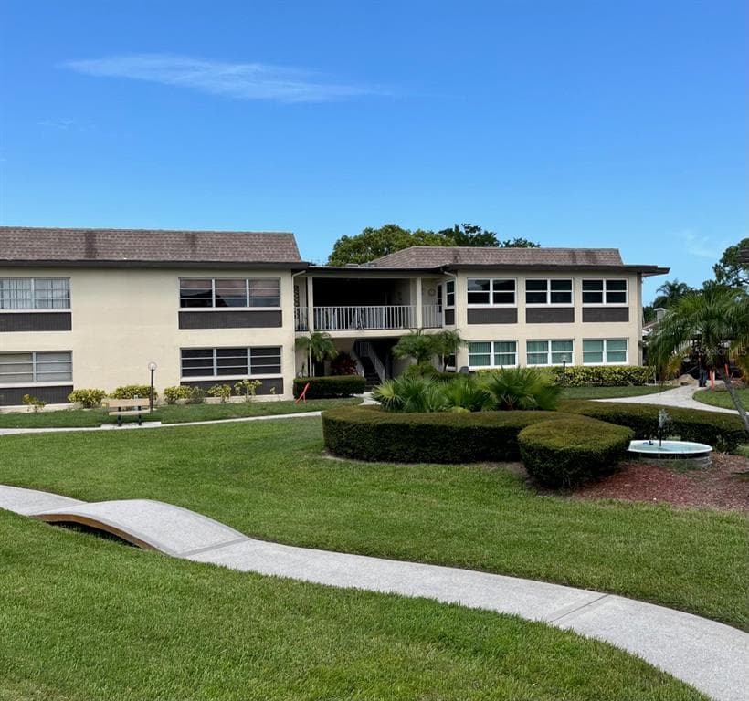 5242 OPAL LANE UNIT 101 NEW PORT RICHEY, FL 34652