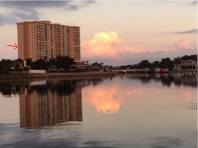 4900 BRITTANY DRIVE S UNIT 1013 ST PETERSBURG, FL 33715