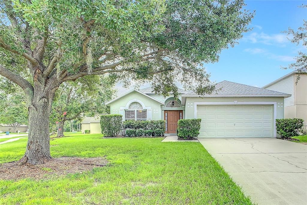 5334 TUMMEL COURT WESLEY CHAPEL, FL 33545