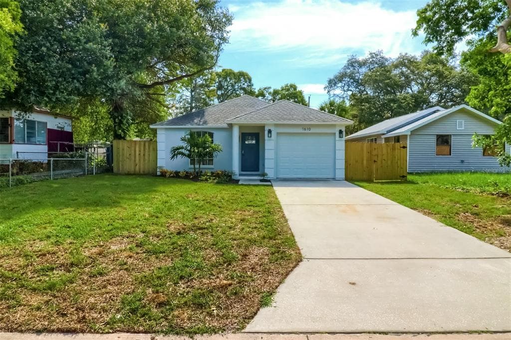 1610 43RD STREET S ST PETERSBURG, FL 33711