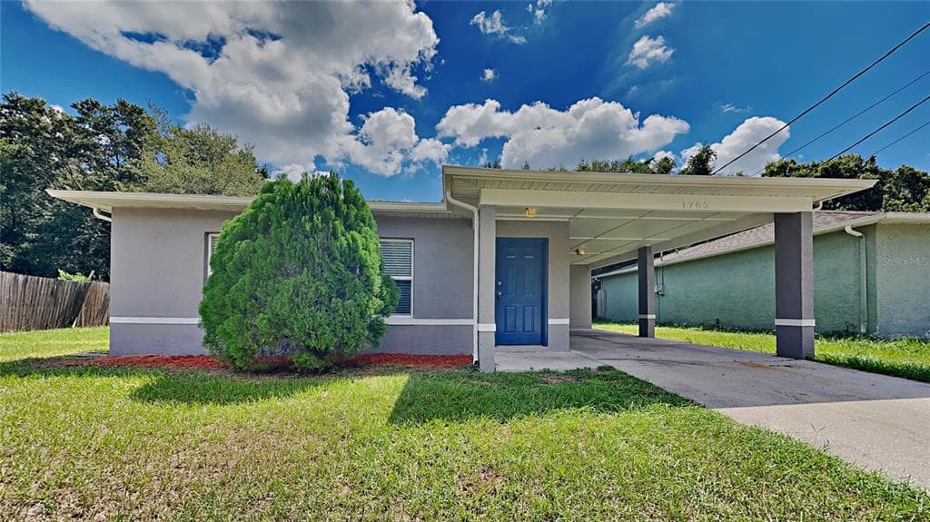 1702 GREEN RIDGE ROAD TAMPA, FL 33619