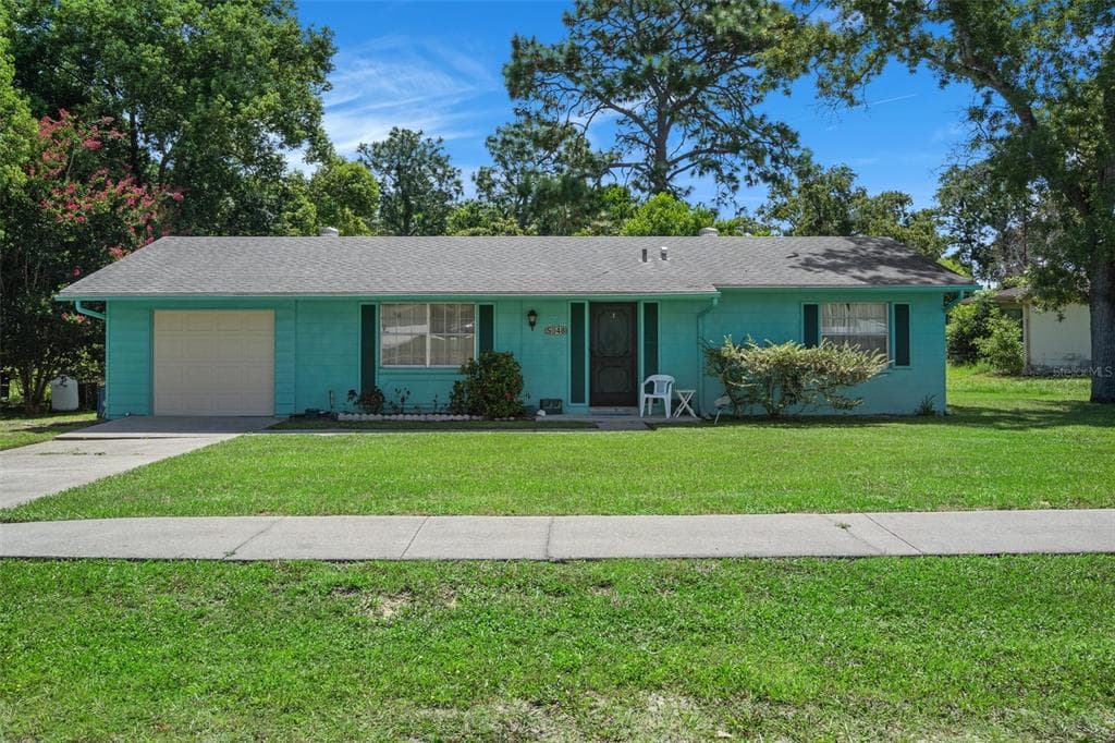 5048 BROMLEY AVENUE SPRING HILL, FL 34609