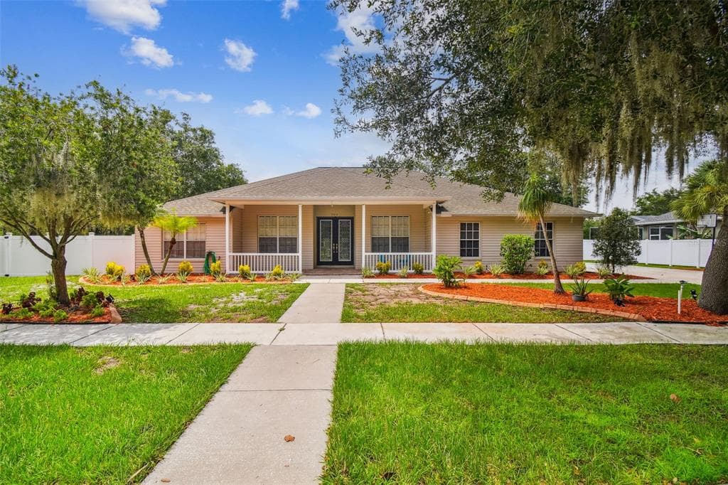 9917 ALAFIA RIVER LANE