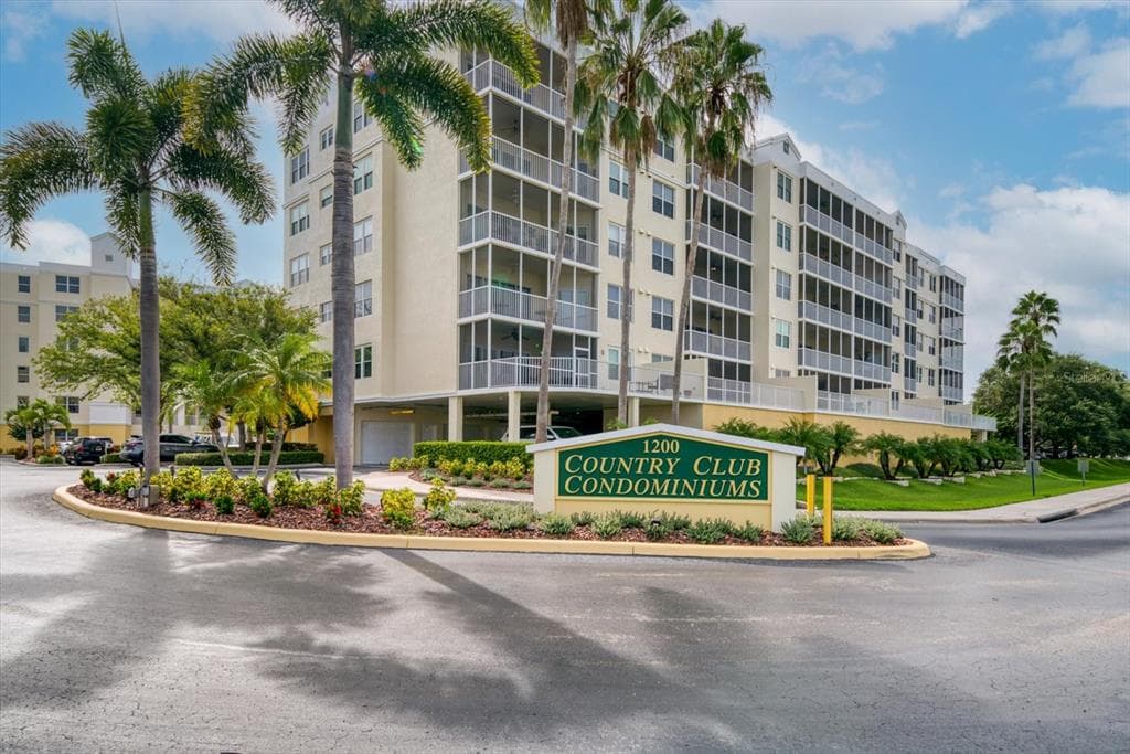 1200 COUNTRY CLUB DRIVE UNIT 4305 LARGO, FL 33771