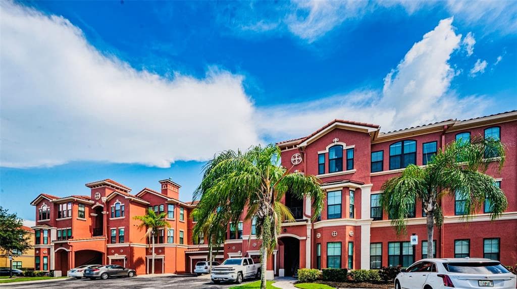 2731 VIA CAPRI UNIT 933 CLEARWATER, FL 33764