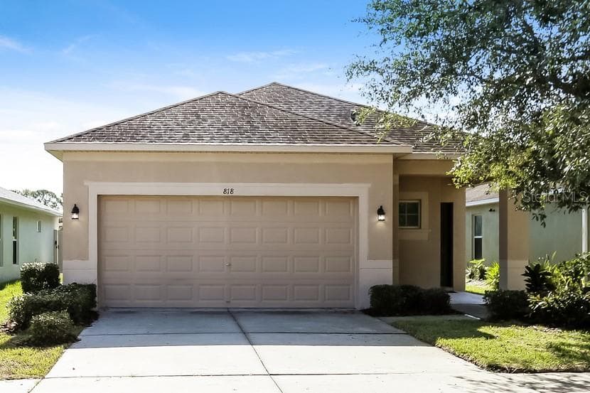 818 COLLEGE CHASE DRIVE RUSKIN, FL 33570