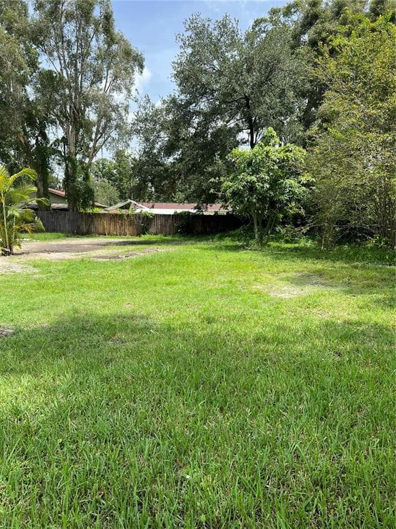 1713 W POWHATAN AVENUE TAMPA, FL 33603