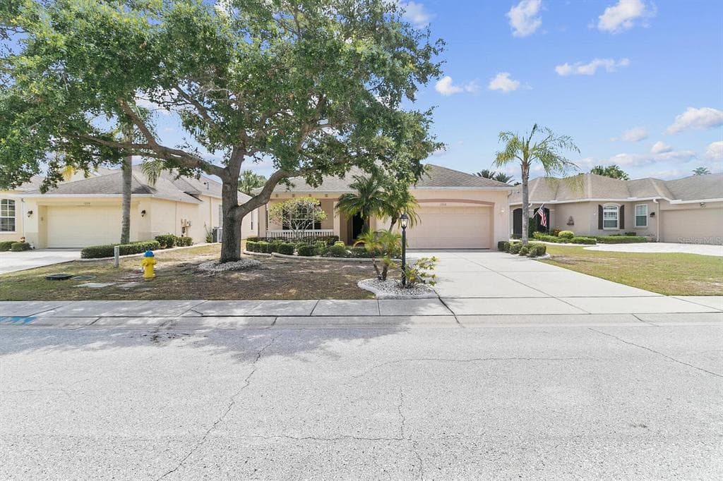 1208 JASMINE CREEK COURT SUN CITY CENTER, FL 33573