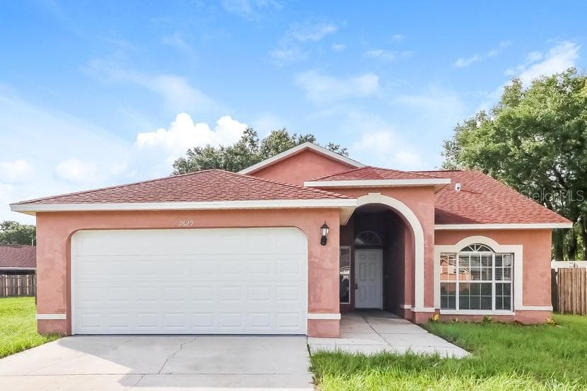 7629 TAMARIND AVENUE TAMPA, FL 33625