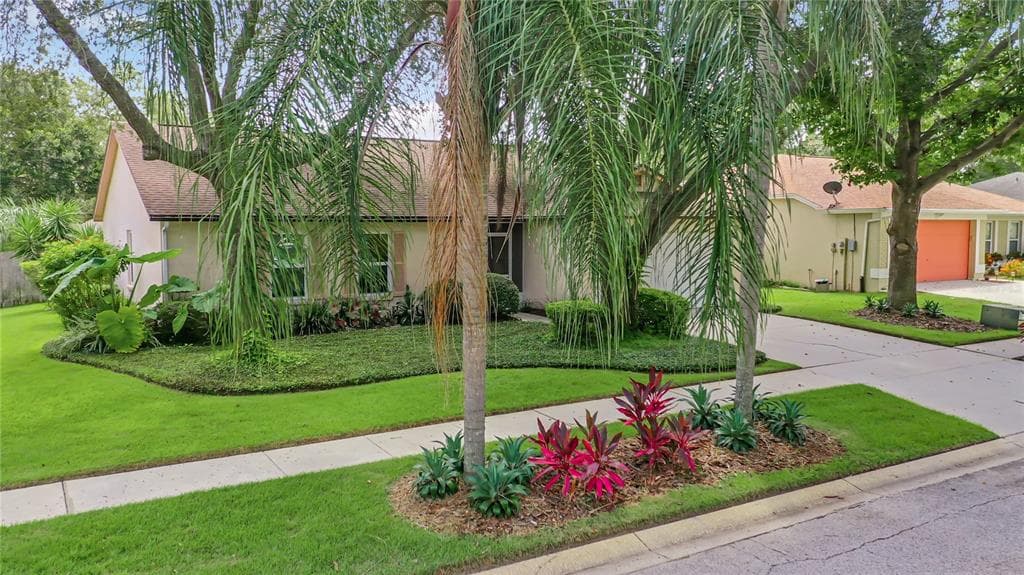 625 CHILT DRIVE BRANDON, FL 33510