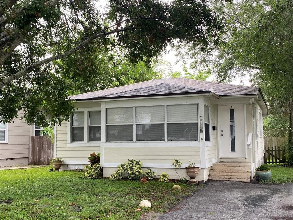 1111 46TH AVENUE N ST PETERSBURG, FL 33703