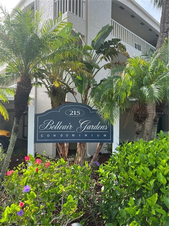 215 VALENCIA BOULEVARD UNIT 110 BELLEAIR BLUFFS, FL 33770