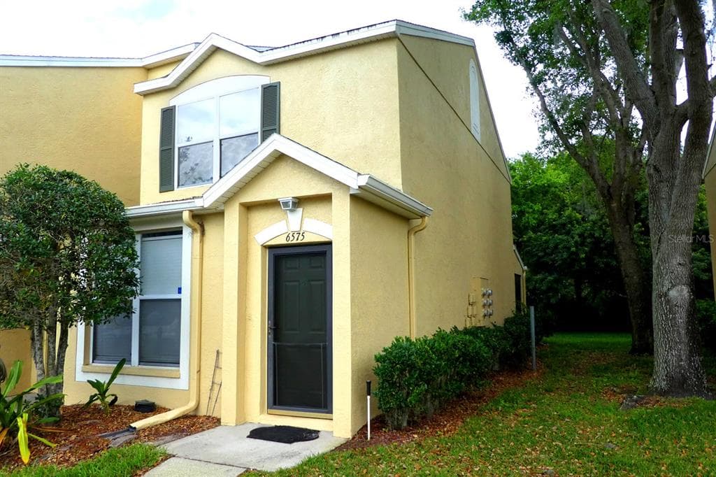 6575 OSPREY LAKE CIRCLE RIVERVIEW, FL 33578