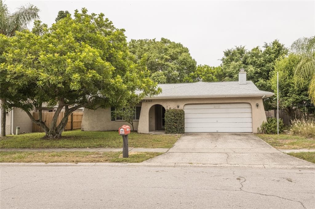 2343 ORANGEPOINTE AVENUE PALM HARBOR, FL 34683