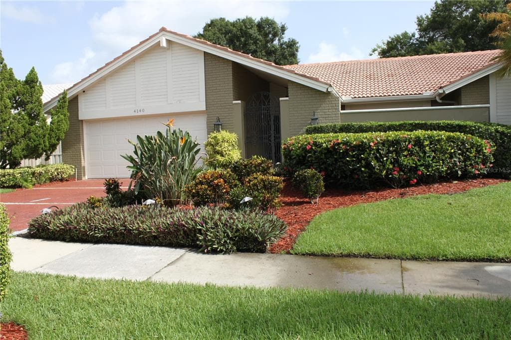 4140 SALTWATER BOULEVARD TAMPA, FL 33615