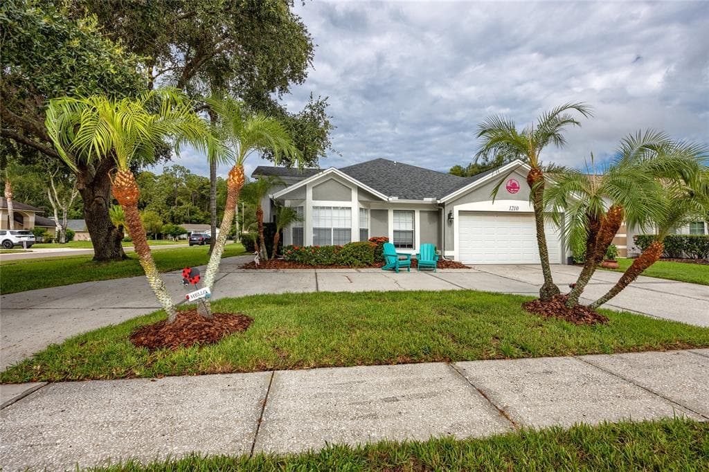 1210 MISTWOOD DRIVE TARPON SPRINGS, FL 34688