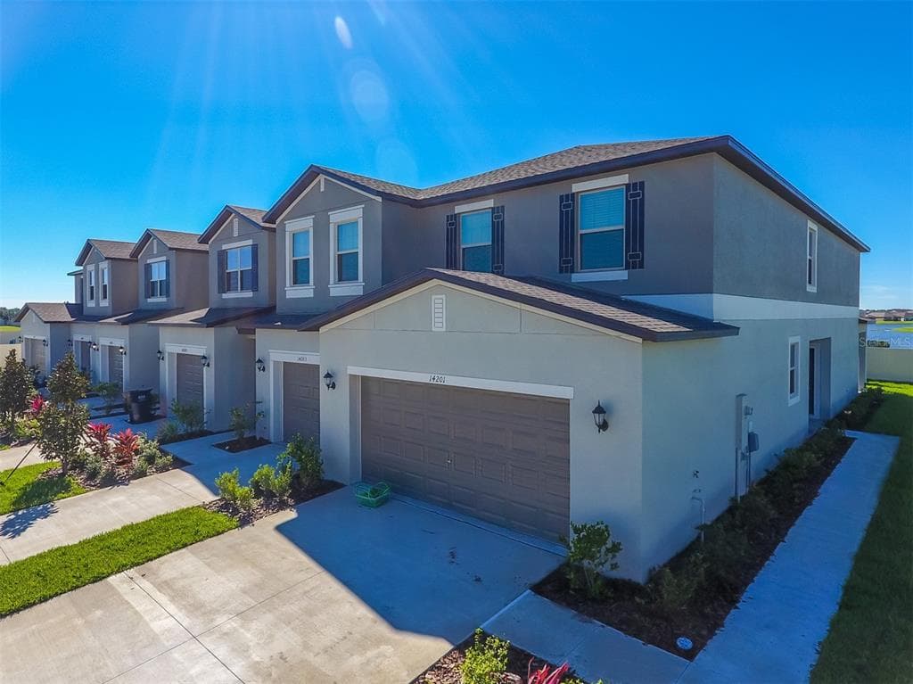 14233 RIVA RIDGE PLACE RUSKIN, FL 33573