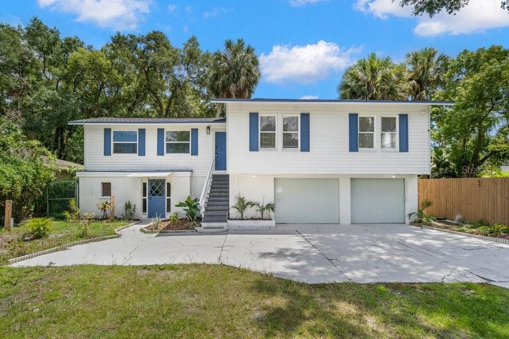 310 W IDLEWILD AVENUE TAMPA, FL 33604