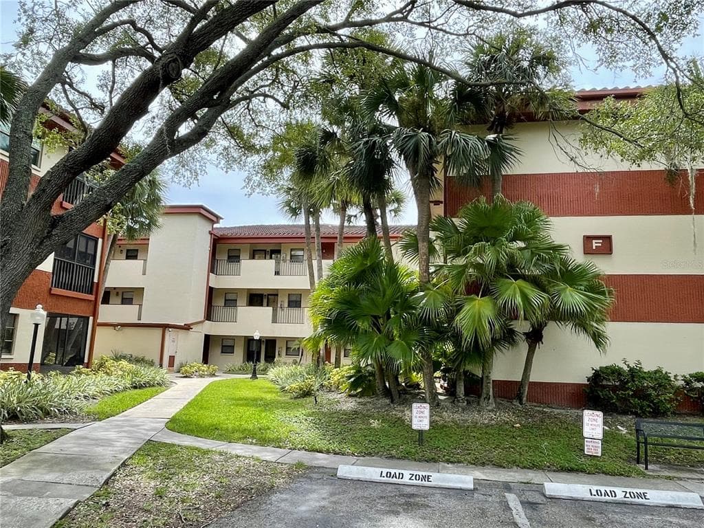 2650 COUNTRYSIDE BOULEVARD UNIT F209 CLEARWATER, FL 33761