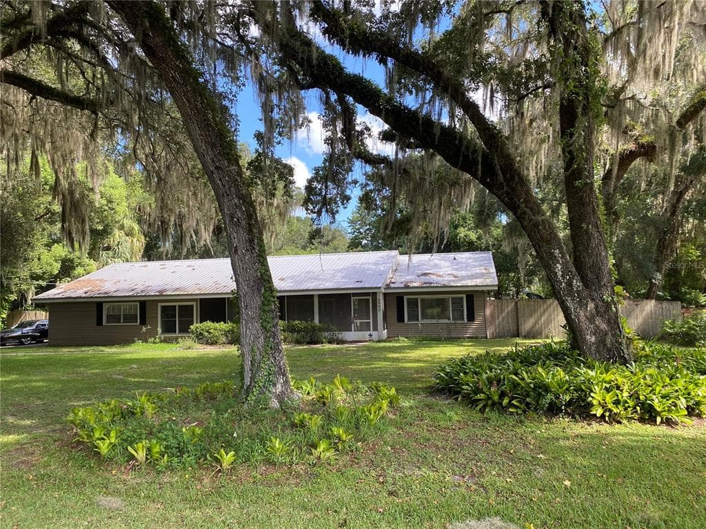 460 STONE ISLAND ROAD ENTERPRISE, FL 32725