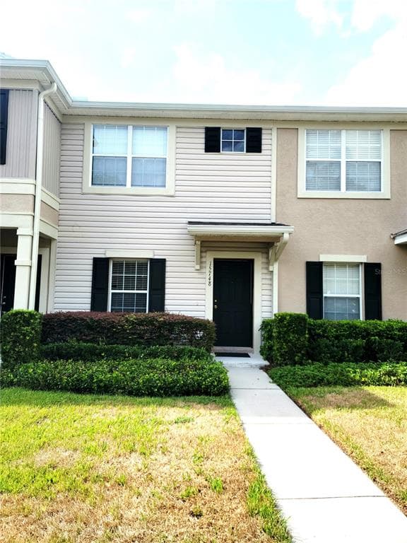 15748 FISHHAWK FALLS DRIVE LITHIA, FL 33547