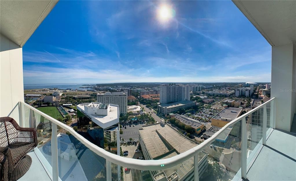175 1ST STREET S UNIT 2403 ST PETERSBURG, FL 33701