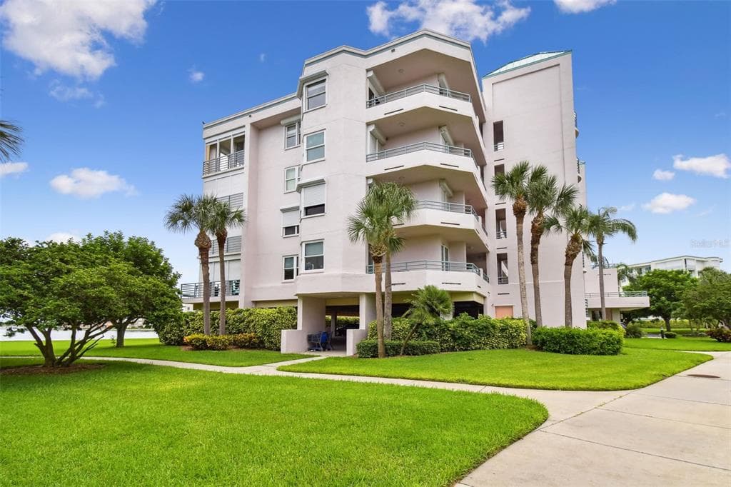 8001 SAILBOAT KEY BOULEVARD S UNIT 302 ST PETE BEACH, FL 33707