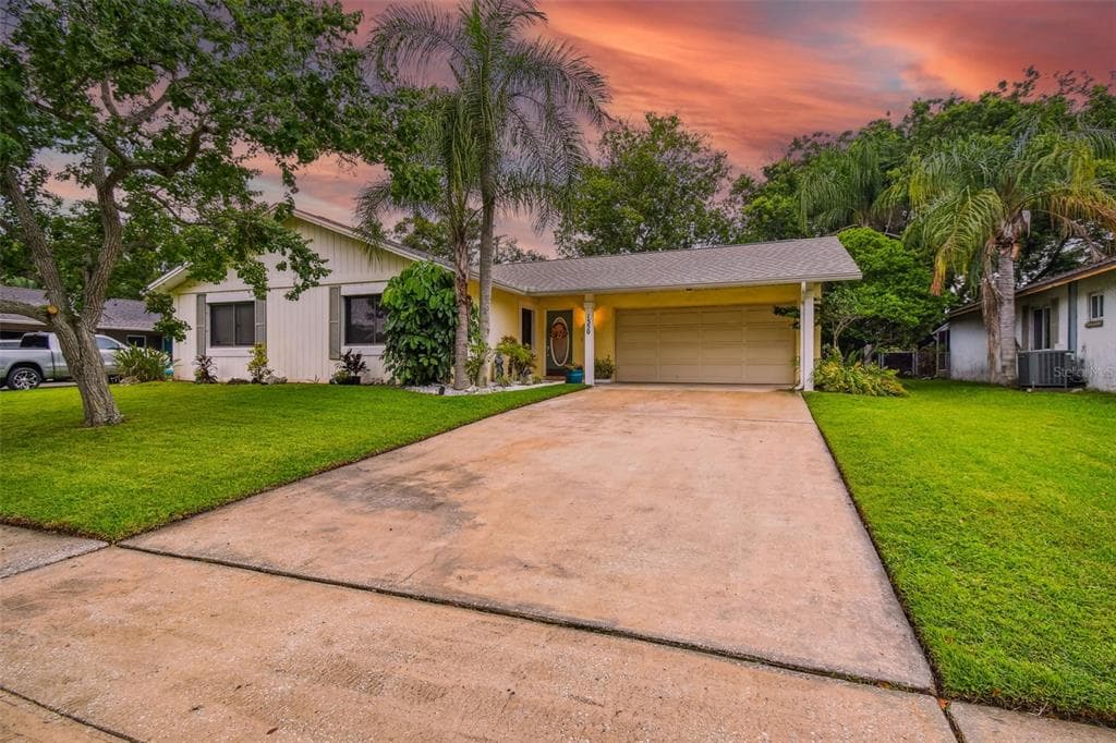 1550 COTTONWOOD TERRACE