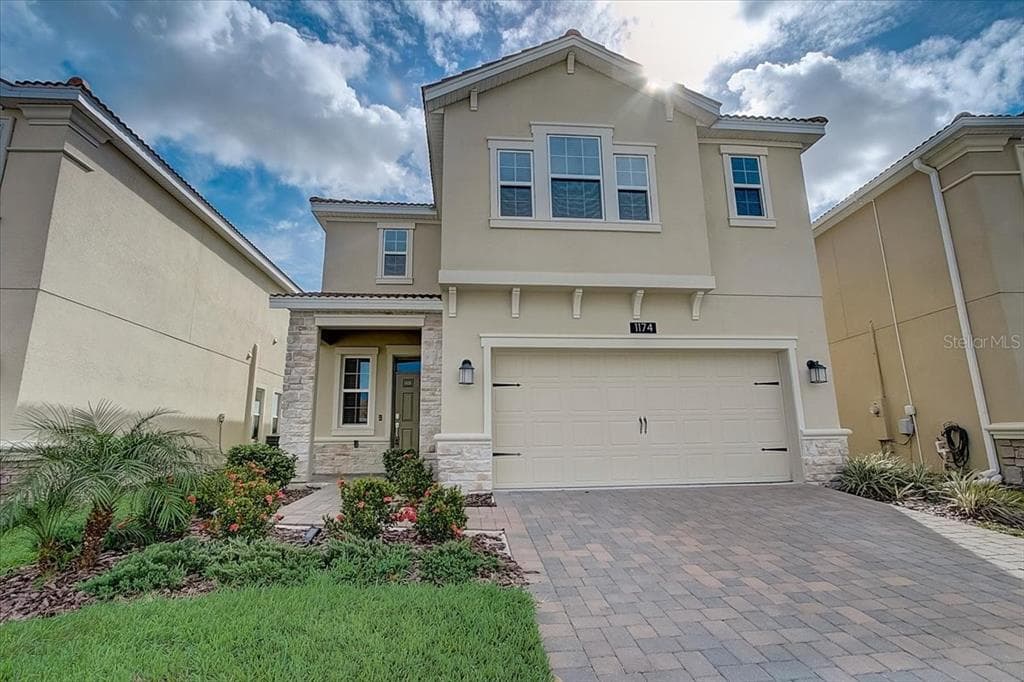 1174 TRAPPERS TRAIL LOOP CHAMPIONS GATE, FL 33896