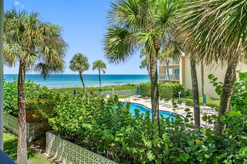3210 GULF BOULEVARD UNIT 208 BELLEAIR BEACH, FL 33786