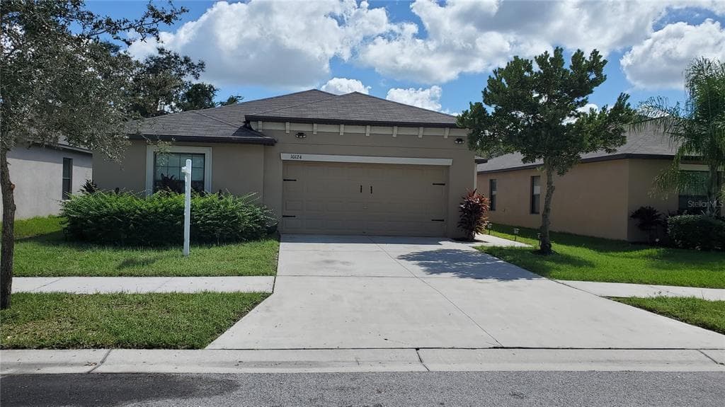 10124 CARLOWAY HILLS DRIVE WIMAUMA, FL 33598