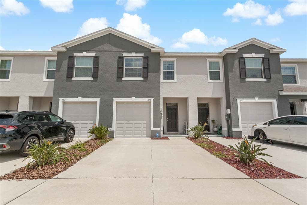 1698 HUBBELL ROAD WESLEY CHAPEL, FL 33543