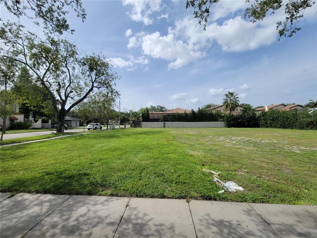 127 CHESAPEAKE AVENUE TAMPA, FL 33606