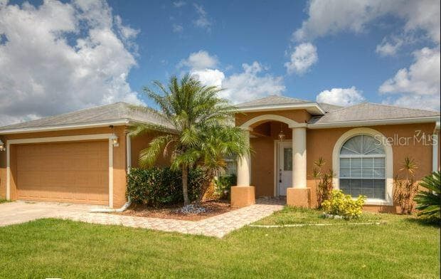 711 PELICAN COURT POINCIANA, FL 34759