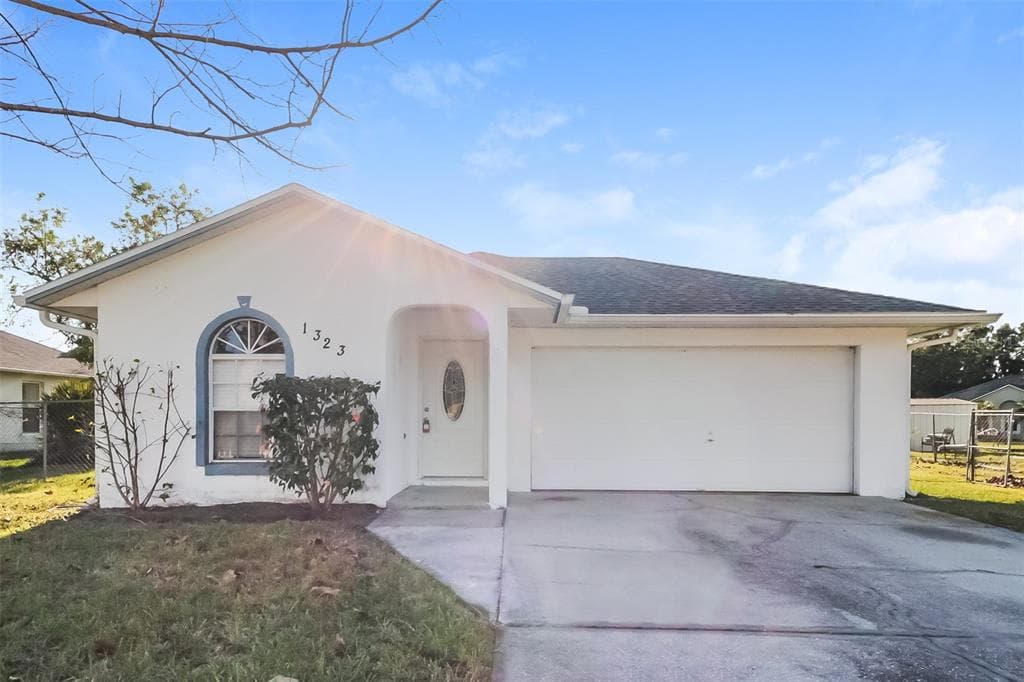 1323 DOVER DRIVE KISSIMMEE, FL 34758