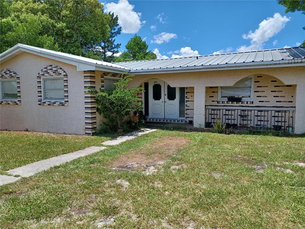 4589 DELTONA BOULEVARD SPRING HILL, FL 34606