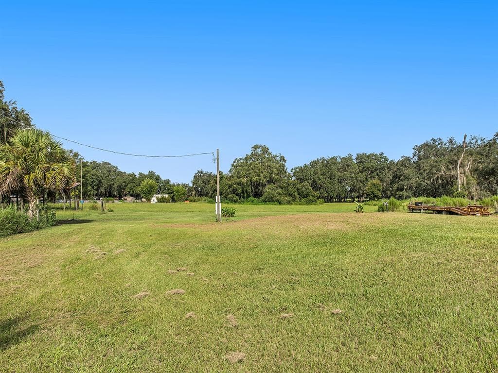 3212 E WILLIAMS ROAD PLANT CITY, FL 33565