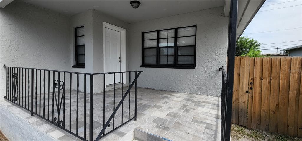 2232 PALMWOOD DRIVE UNIT B DUNEDIN, FL 34698