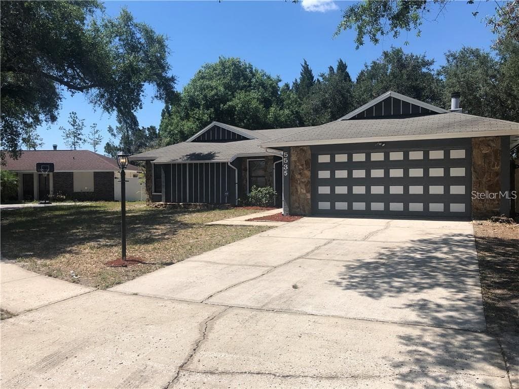 5535 PENTAIL CIRCLE TAMPA, FL 33625