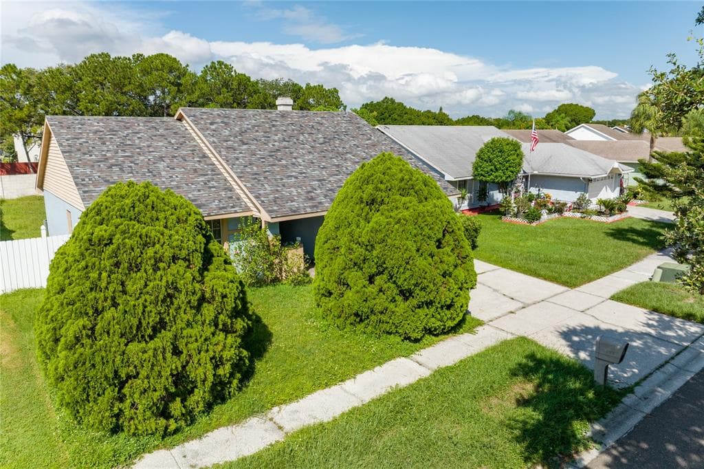 8706 OSAGE DRIVE TAMPA, FL 33634