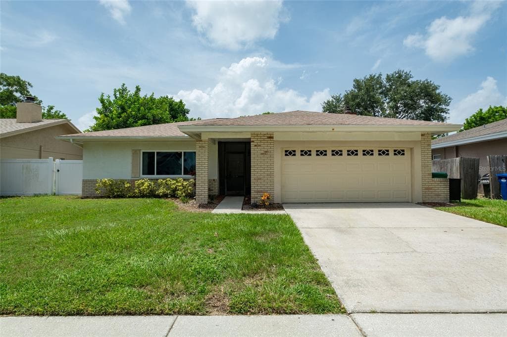 2002 GROVELAND ROAD