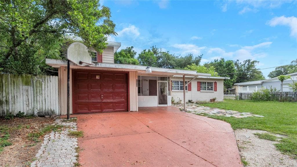 1504 E BOUGAINVILLEA AVENUE TAMPA, FL 33612
