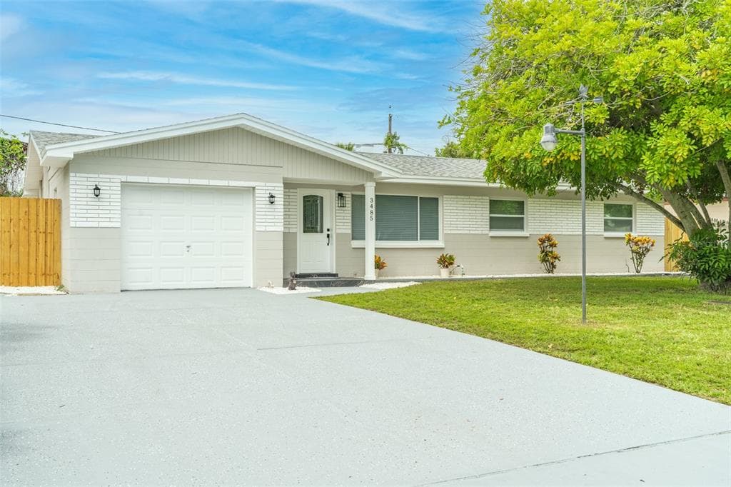 3485 FLORAL DRIVE LARGO, FL 33771