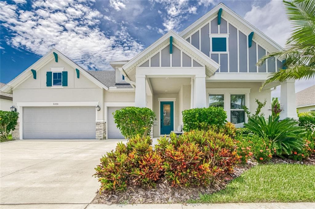 5326 SILVER SUN DRIVE