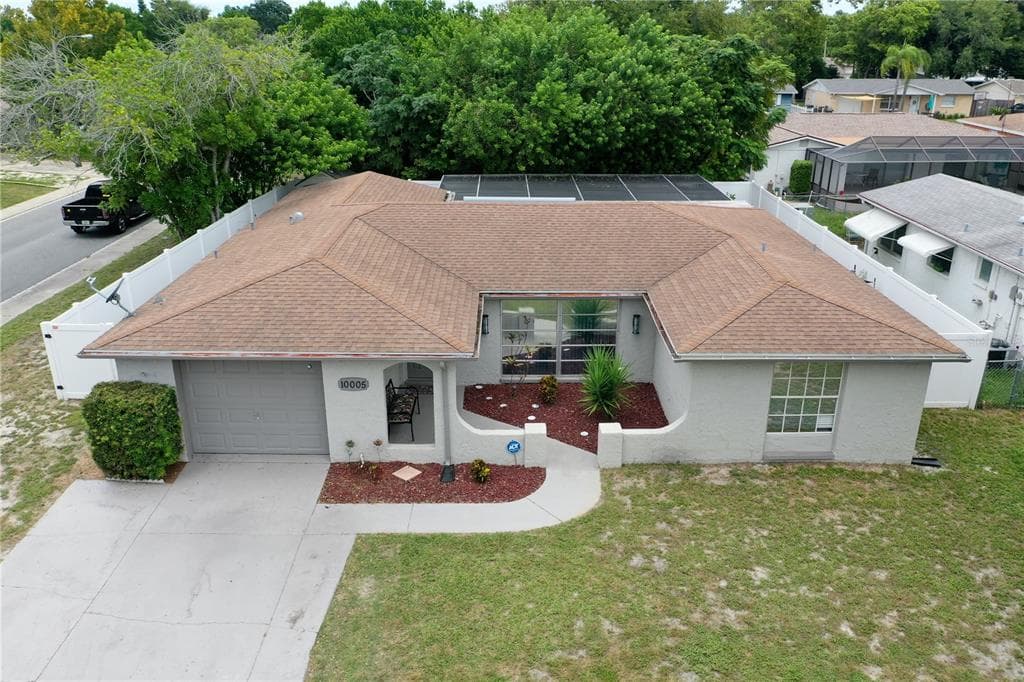 10005 OLD ORCHARD LANE PORT RICHEY, FL 34668