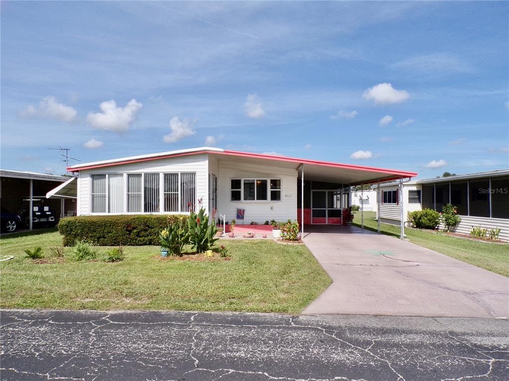 4625 WINDY LANE ZEPHYRHILLS, FL 33541